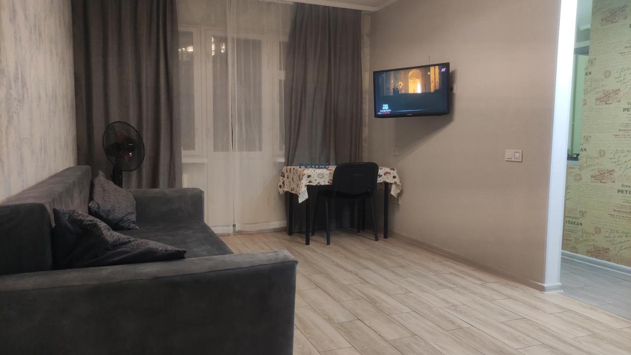 Apartment Near City Center On Peremohy Avenue 46 Τσέρνιγκοφ Εξωτερικό φωτογραφία